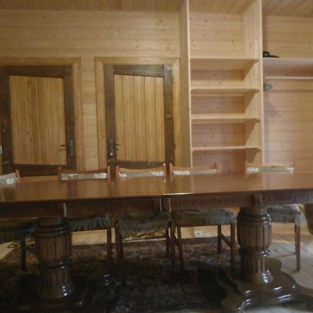 Apartamento Karpatskiy Domik Izky Exterior foto