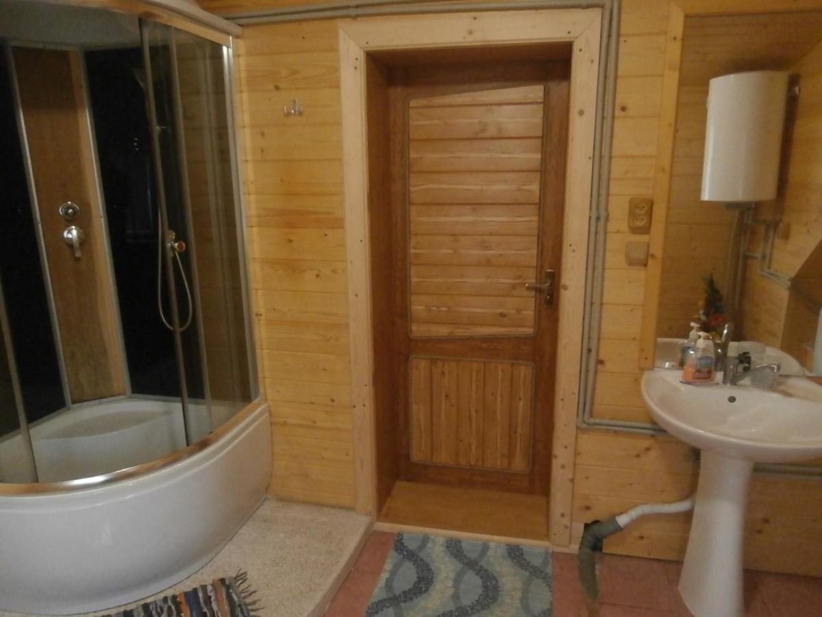 Apartamento Karpatskiy Domik Izky Exterior foto